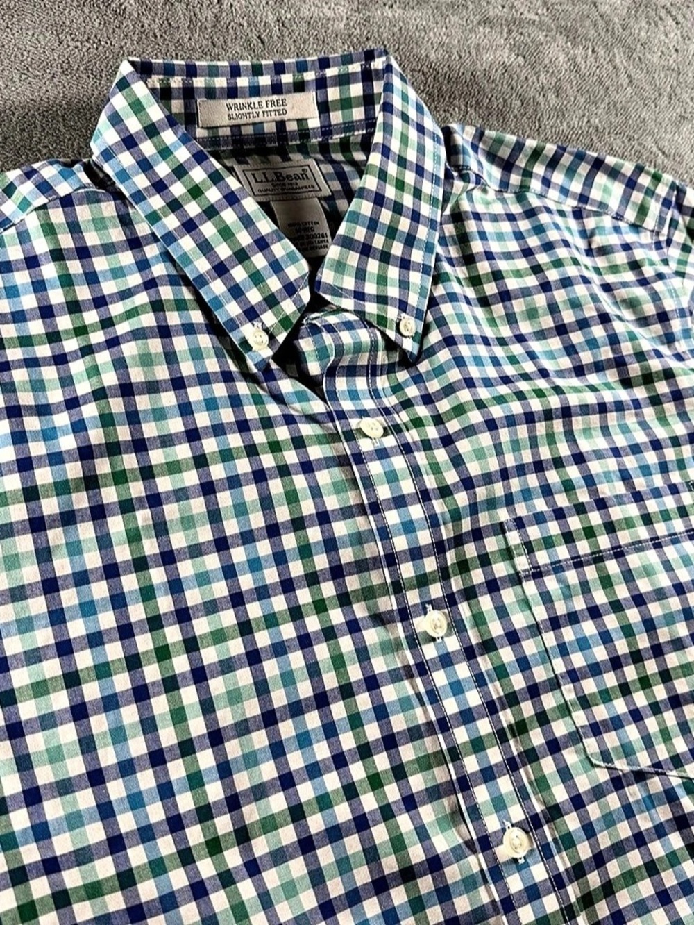 L.L.Bean Wrinkle-Free Slightly Fitted Green & Blue Gingham Short-Sleeve Shirt